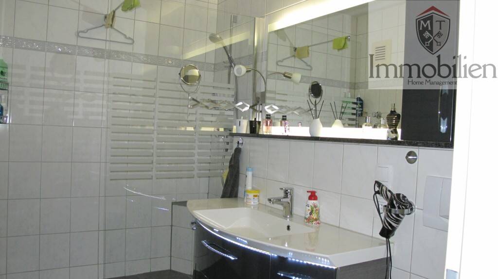 Etagenwohnung Sankt Augustin Buisdorf - 3 Zimmer, 77 m&sup2;, 315.000&euro; | Angebot:26512803