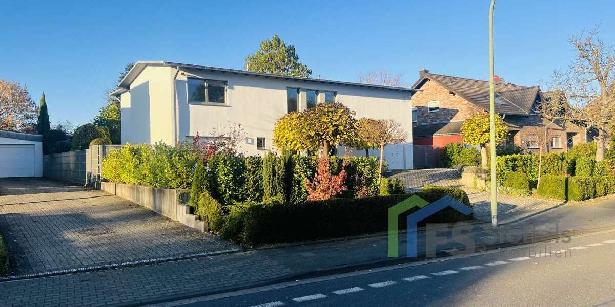 Einfamilienhaus Düren-Gürzenich Gürzenich - 7 Zimmer, 264 m&sup2;, 839.000&euro; | Angebot:25402912
