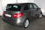 Mercedes-Benz B 180 NAVI EINPARKHILFE SHZ START-STOP 133.214 km 8.998 &euro; Köln 50858