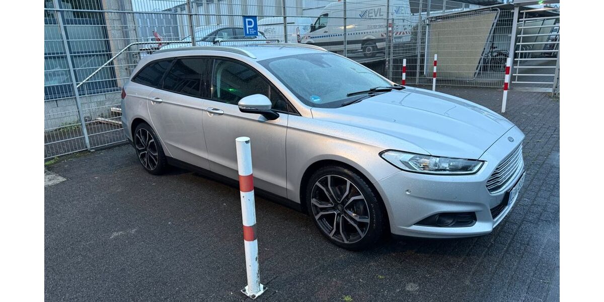 Ford Mondeo 175.000 km 8.700 &euro; Leverkusen 51371