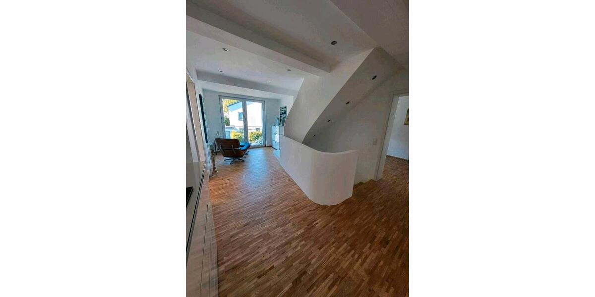 Einfamilienhaus Bonn Gronau - 10 Zimmer, 313 m&sup2;, 4.490&euro; | Angebot:26677619