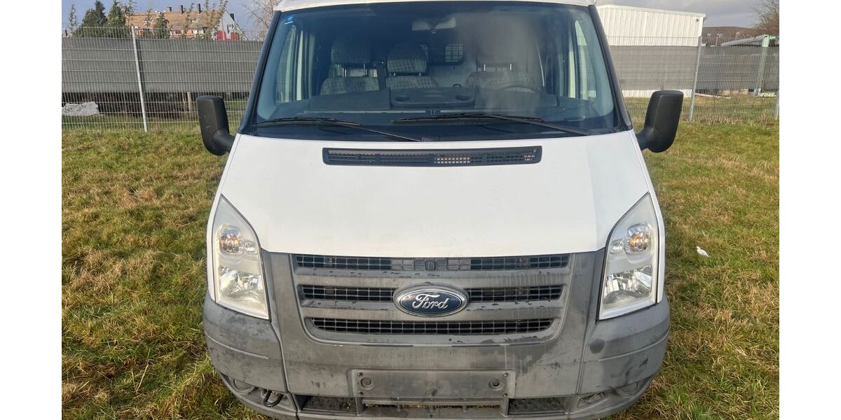 Ford Transit 147.000 km 4.800 &euro; Köln/Poll 51105
