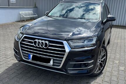 Audi Q7 174.500 km 26.500 &euro; Köln 51107