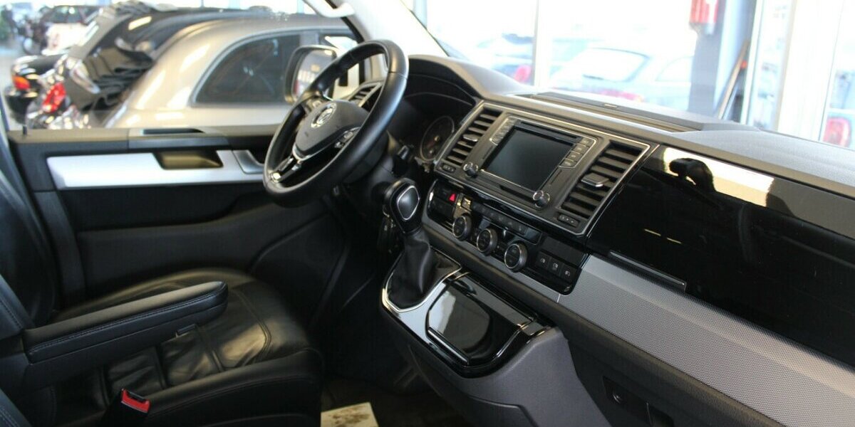 VW T6 Multivan 2.0 TDI DSG Highline - 7-Sitzer - 106.893 km 36.980 &euro; Euskirchen 53881