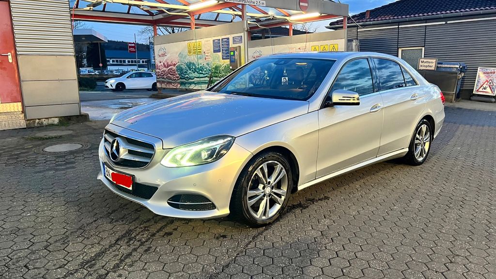 Mercedes-Benz E 350 195.036 km 17.000 &euro; Bonn 53225