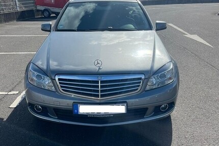 Mercedes-Benz C 230 166.000 km 8.200 &euro; Köln 50667