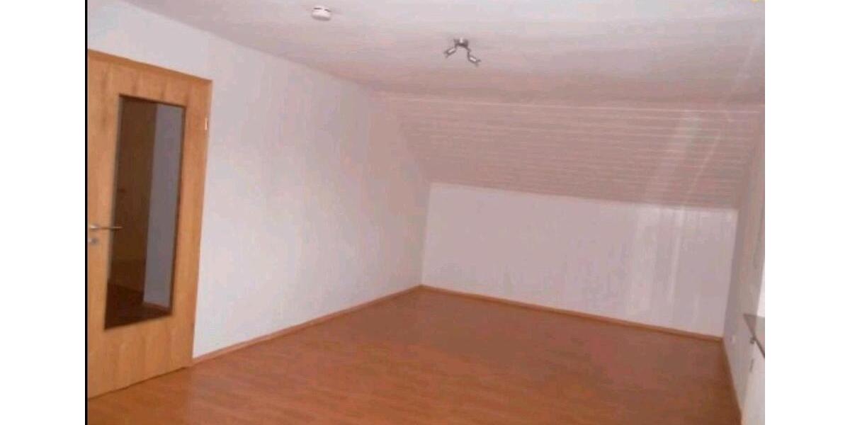 Dachgeschoßwohnung Swisttal - 2 Zimmer, 50 m&sup2;, 650&euro; | Angebot:26038158