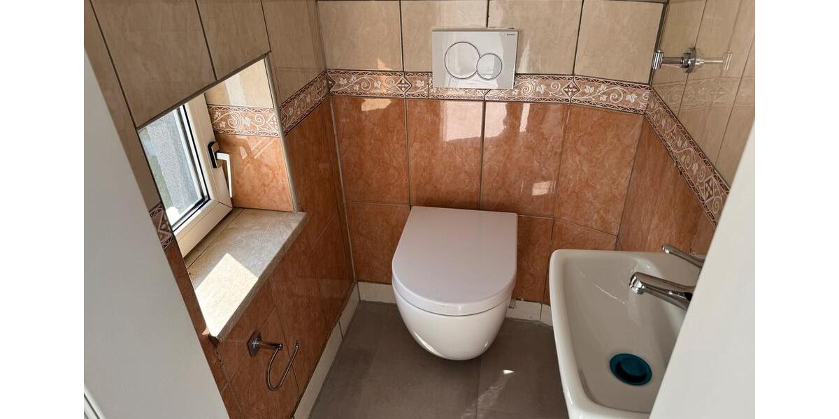 Maisonettenwohnung Leverkusen Schlebusch - 6 Zimmer, 140 m&sup2;, 2.000&euro; | Angebot:25840817