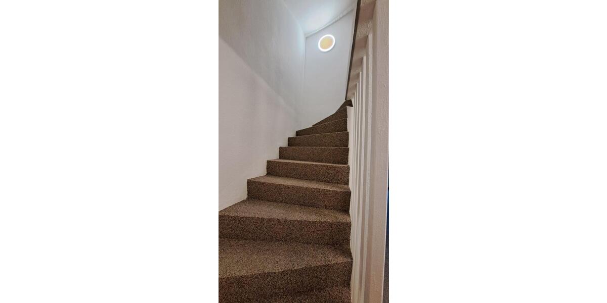 Provisionsfrei* Familienparadies mit 7 Zimmern, 203 m² Wfl. & 599 m² Grundstück inkl. Garage - Reihenmittelhaus Bonn | Angebot:26036458