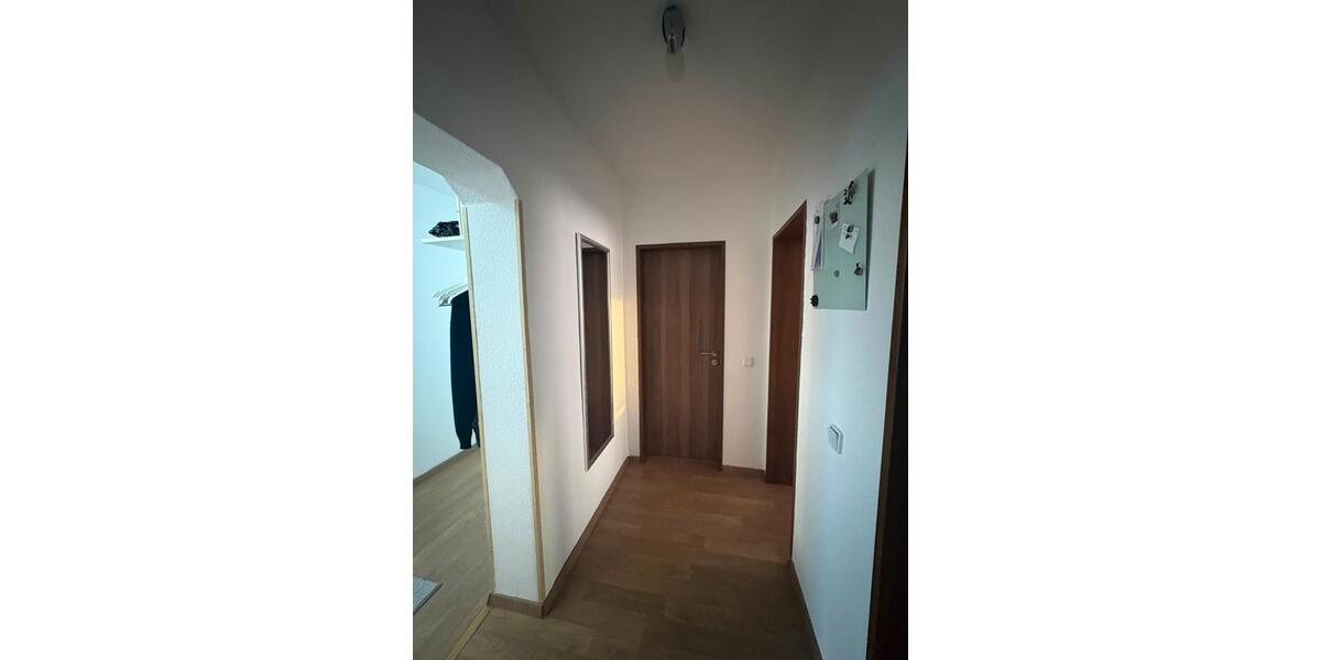 Dachgeschoßwohnung Siegburg - 4 Zimmer, 90 m&sup2;, 289.000&euro; | Angebot:27044150