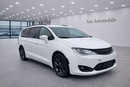 Chrysler Pacifica 104.500 km 21.900 &euro; Düren 52351