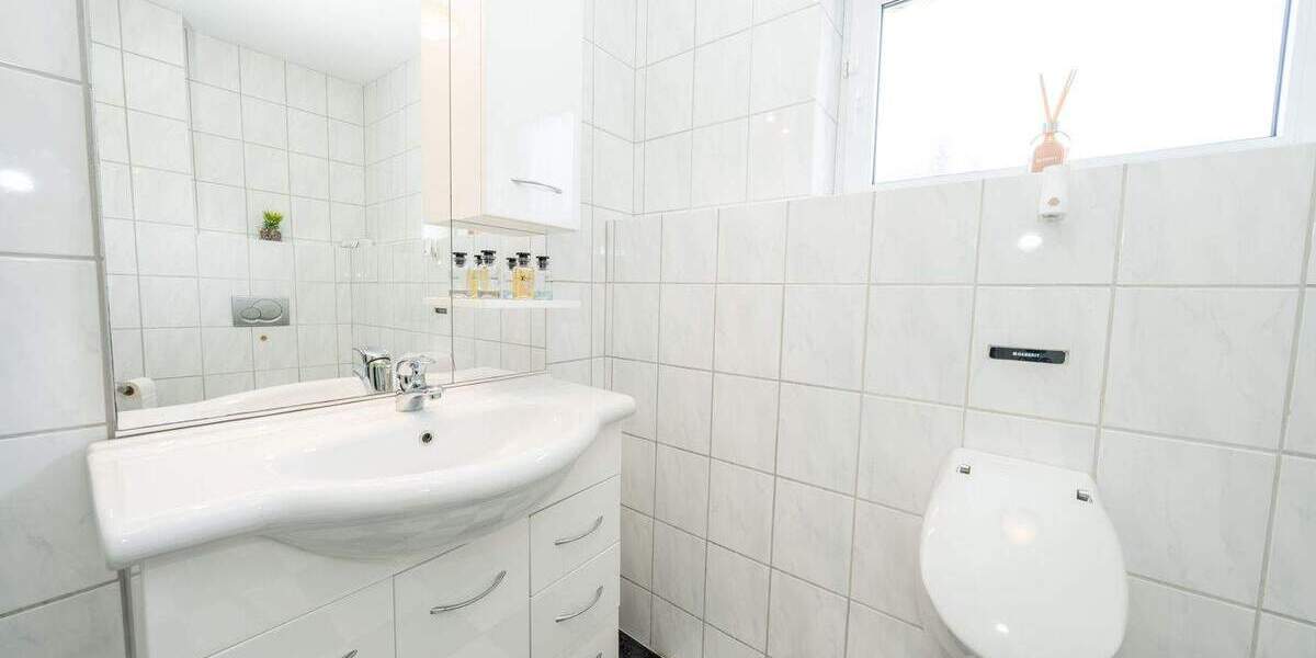 Einfamilienhaus Köln Mülheim - 7 Zimmer, 247 m&sup2;, 839.000&euro; | Angebot:25778486