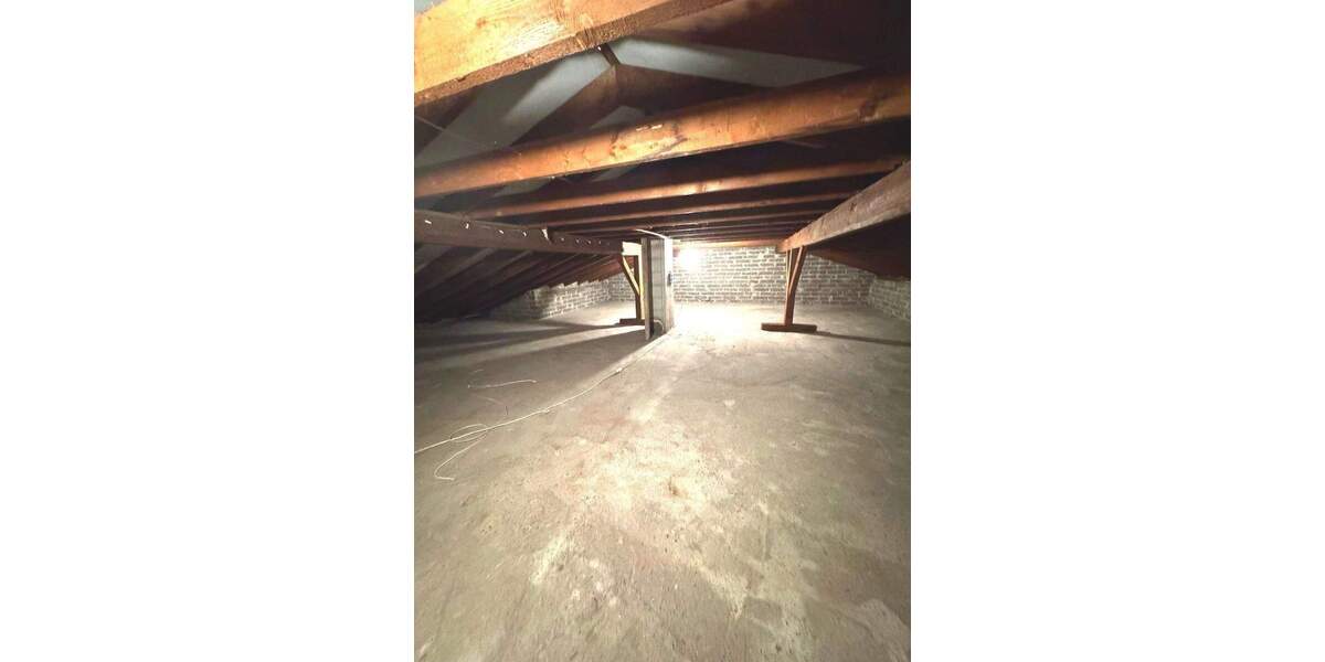 Einfamilienhaus Niederkassel - 6 Zimmer, 200 m&sup2;, 490.000&euro; | Angebot:25814969