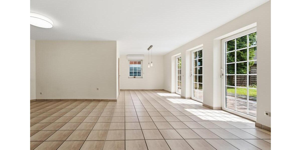 Einfamilienhaus Bergheim - 5 Zimmer, 165 m&sup2;, 685.000&euro; | Angebot:26891935