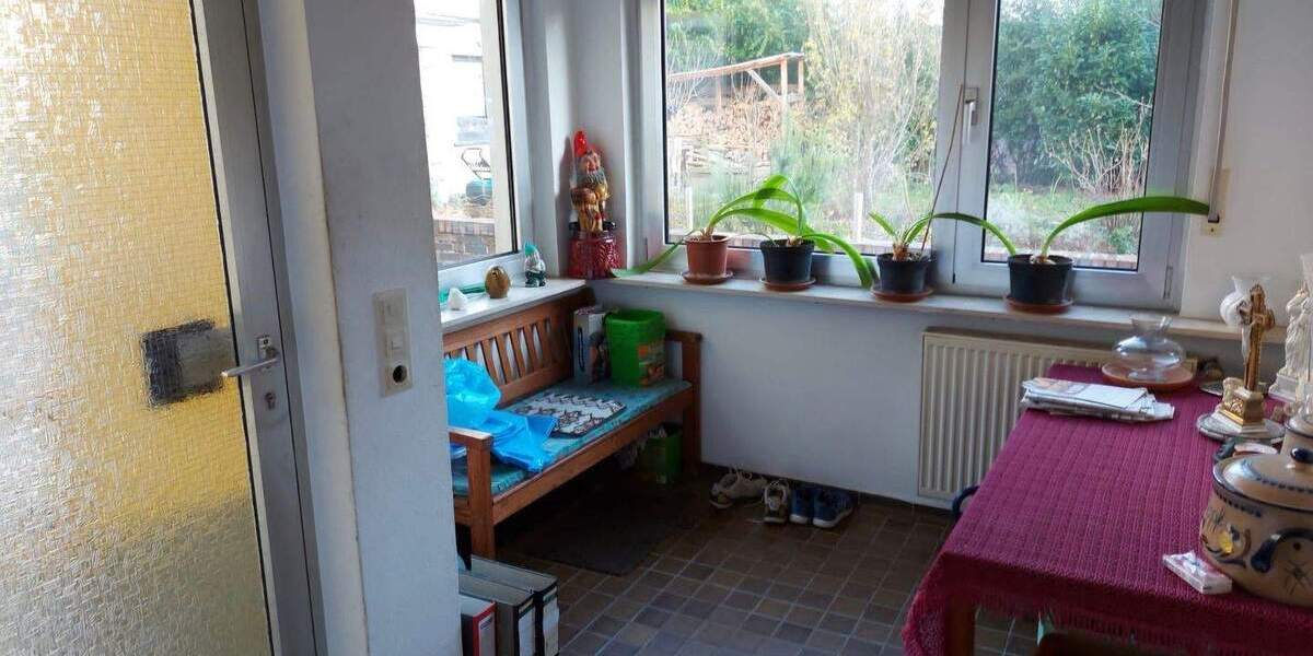 Doppelhaushälfte Bornheim - 7 Zimmer, 162 m&sup2;, 399.000&euro; | Angebot:25696646