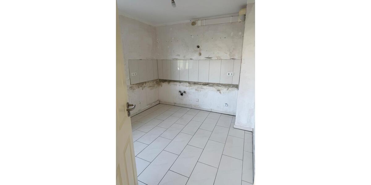 Erdgeschoßwohnung Wesseling - 3 Zimmer, 80 m&sup2;, 1.400&euro; | Angebot:26642926