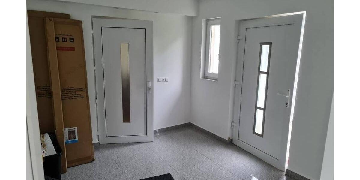 Etagenwohnung Bonn Brüser Berg - 3 Zimmer, 84 m&sup2;, 195.000&euro; | Angebot:25690097