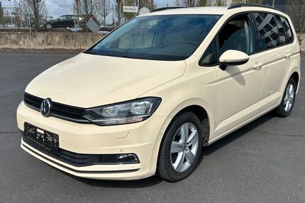 VW Touran 290.000 km 5.300 &euro; Köln 51149