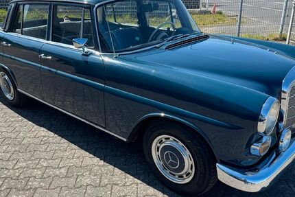 Mercedes-Benz 230 67.753 km 22.450 &euro; Mechernich 53894