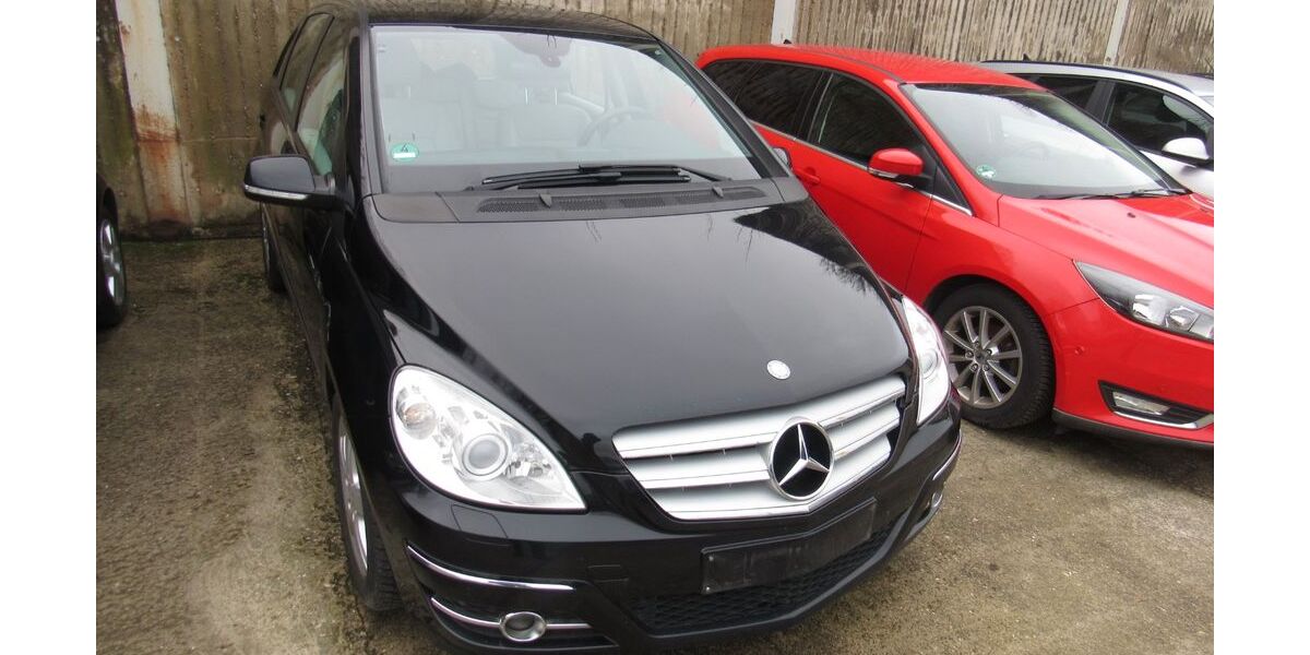 Mercedes-Benz B 200 309.000 km 2.660 &euro; Leverkusen 51371