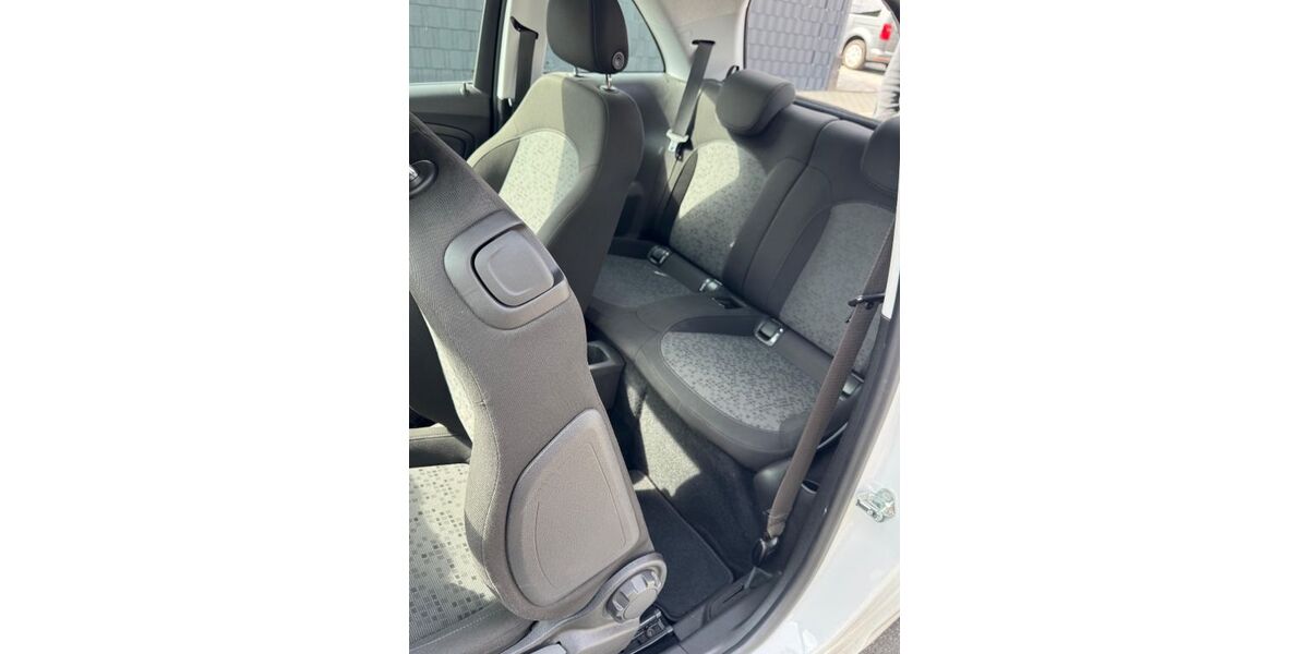 Opel Adam 59.500 km 7.800 &euro; Euskirchen 53881