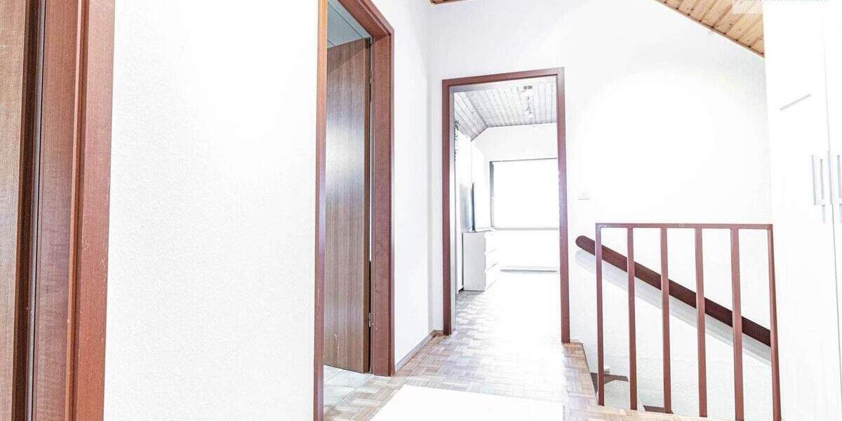 Reihenmittelhaus Sankt Augustin Menden - 4 Zimmer, 113 m&sup2;, 420.000&euro; | Angebot:25740727