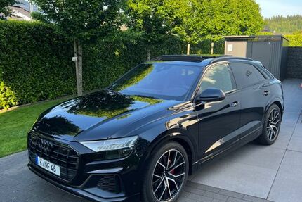 Audi Q8 104.989 km 53.980 &euro; Köln 51069
