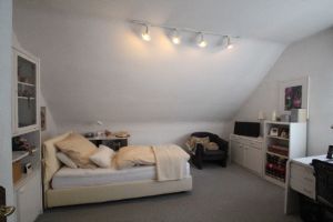 In bester Gesellschaft ... Ein-Zweifamilienhaus in Hangelar - Einfamilienhaus Sankt Augustin - Hangelar Hangelar | Angebot:26014588