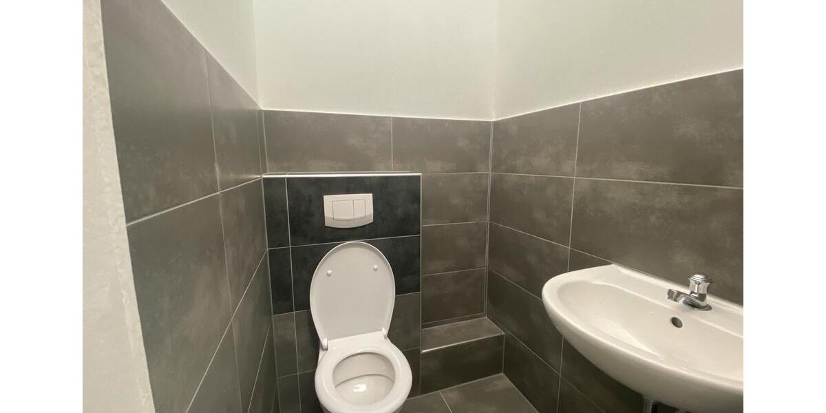 Etagenwohnung Köln Mülheim - 3 Zimmer, 90 m&sup2;, 1.500&euro; | Angebot:25310067