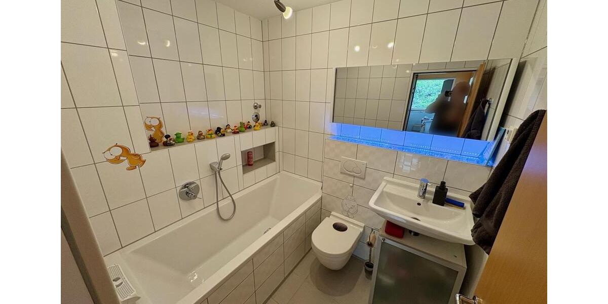 Etagenwohnung Leverkusen - 6 Zimmer, 138 m&sup2;, 380.000&euro; | Angebot:27286830
