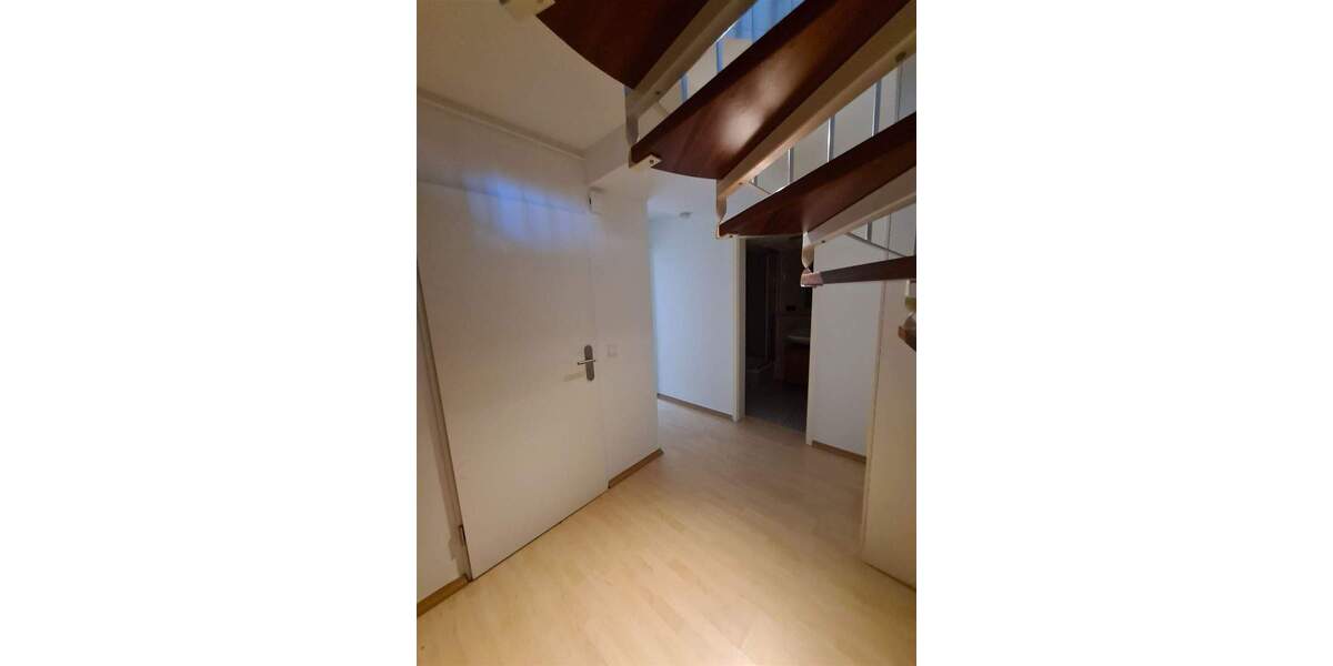 Etagenwohnung Hürth Efferen - 3 Zimmer, 109 m&sup2;, 1.200&euro; | Angebot:25705864