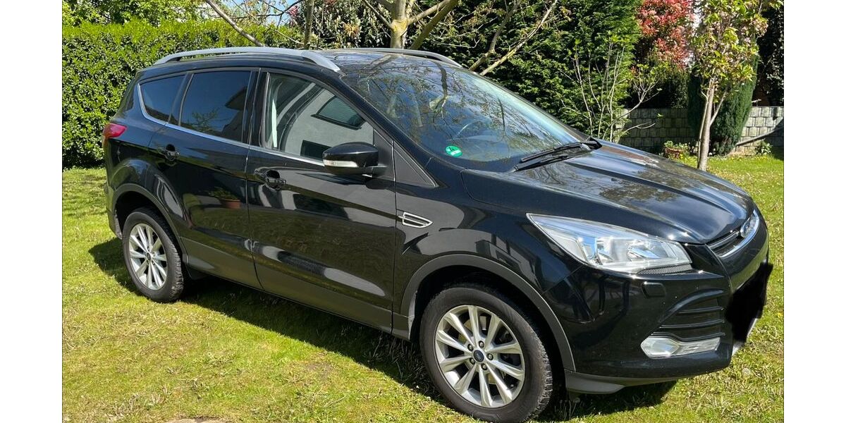 Ford Kuga 221.400 km 8.200 &euro; Köln 50859