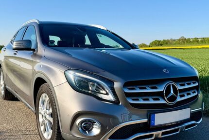 Mercedes-Benz GLA 180 108.350 km 16.500 &euro; Merzenich 52399
