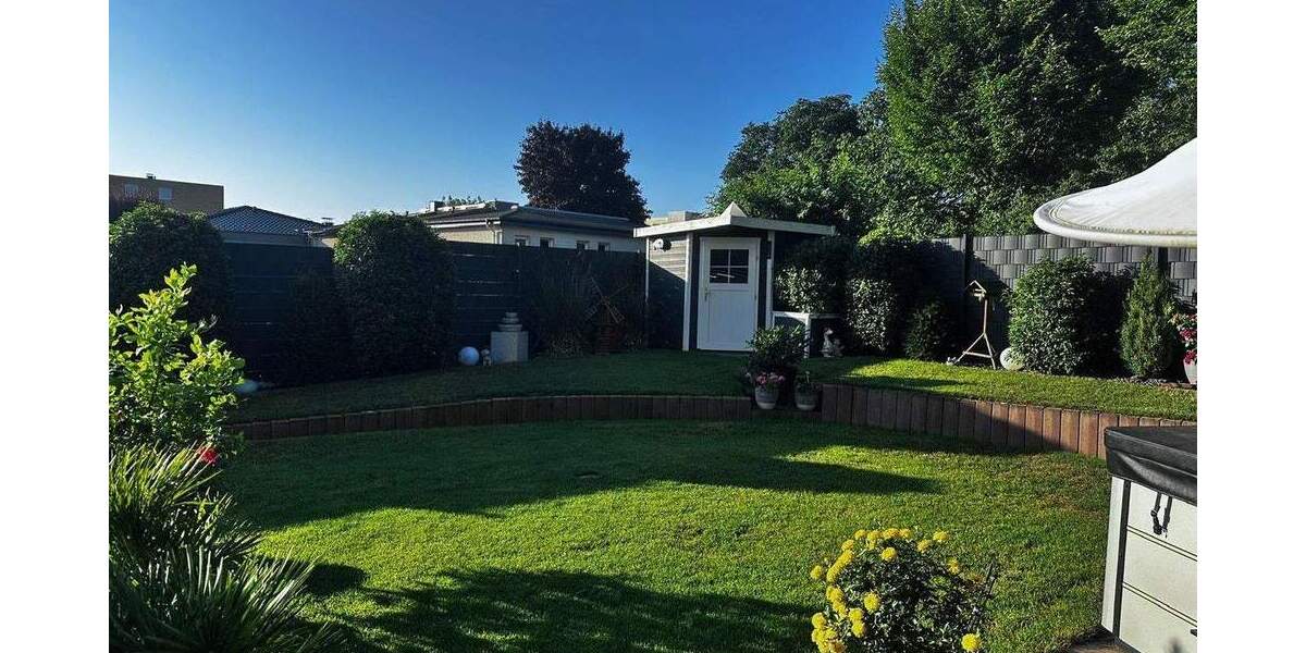 Reihenendhaus Rheinbach - 7 Zimmer, 170 m&sup2;, 695.000&euro; | Angebot:25804019