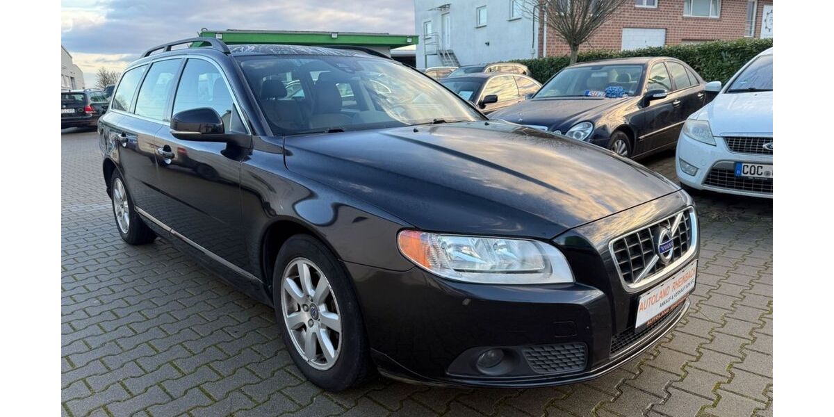 Volvo V70 192.000 km 6.900 &euro; Rheinbach 53359