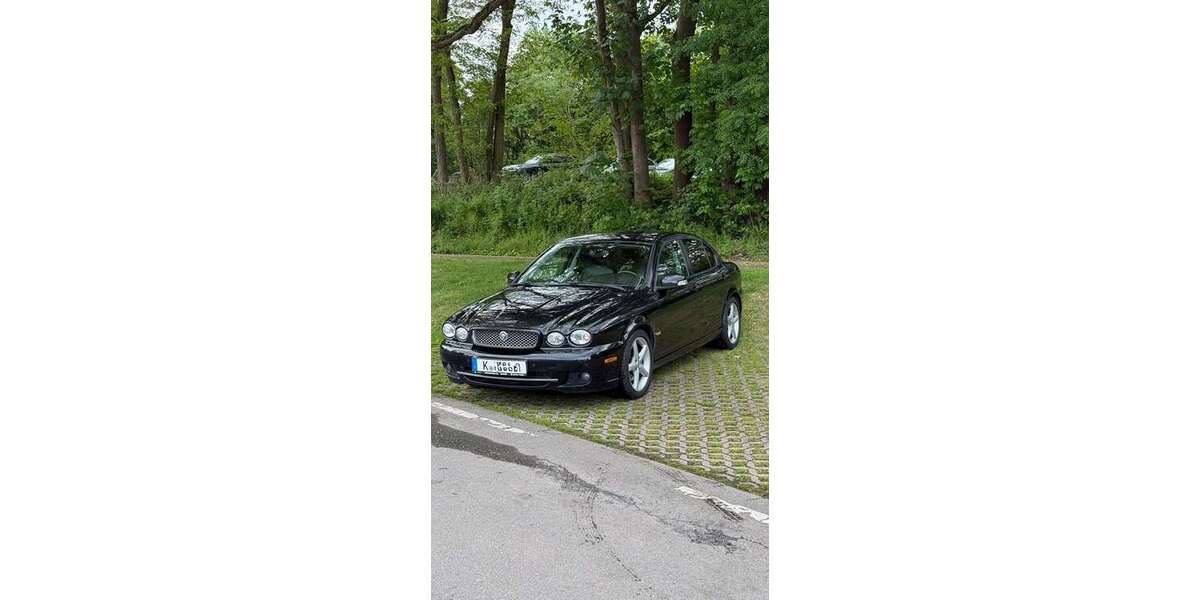 Jaguar X-Type 218.000 km 3.200 &euro; Köln 50829