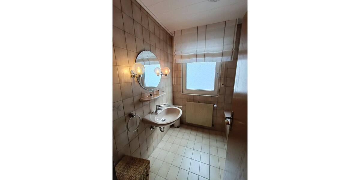 Etagenwohnung Niederkassel Rheidt - 2 Zimmer, 58 m&sup2;, 690&euro; | Angebot:26875125