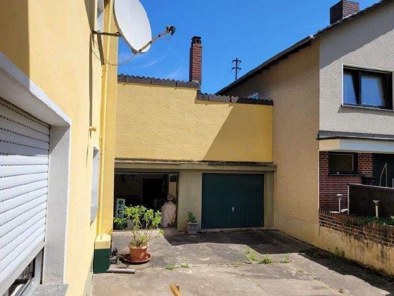 Doppelhaushälfte Bornheim - 7 Zimmer, 162 m&sup2;, 358.000&euro; | Angebot:26107543