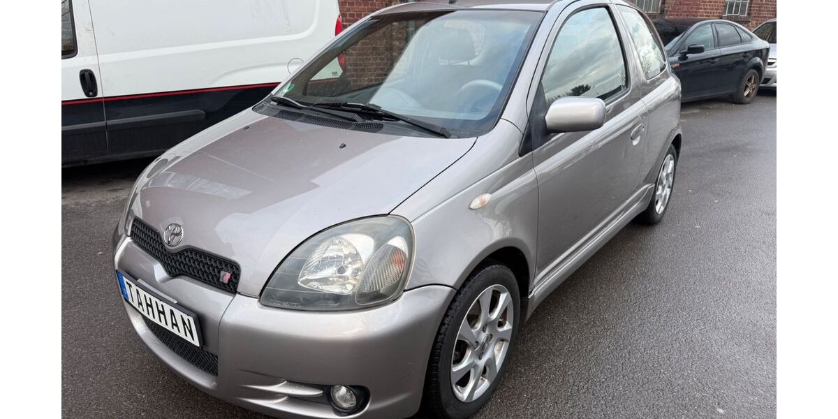 Toyota Yaris 190.000 km 1.999 &euro; Düren 52349