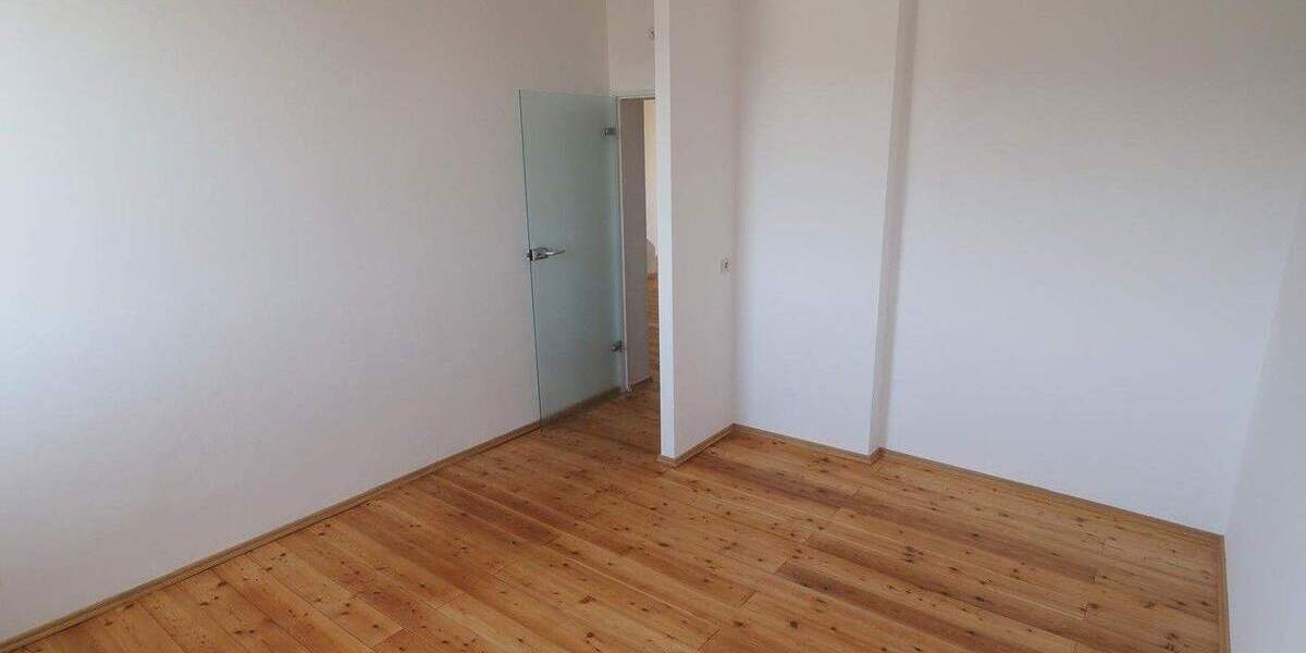 Etagenwohnung Bonn Endenich - 3 Zimmer, 106 m&sup2;, 440.000&euro; | Angebot:25820006