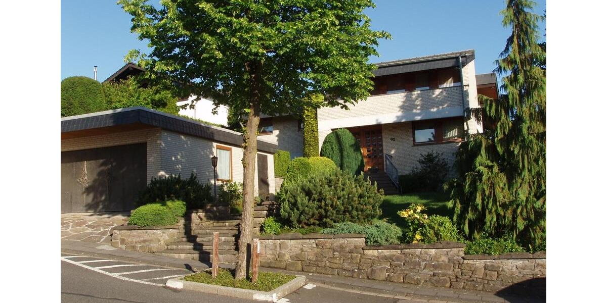 Einfamilienhaus Bad Münstereifel - 8 Zimmer, 226 m&sup2;, 840.000&euro; | Angebot:26960404