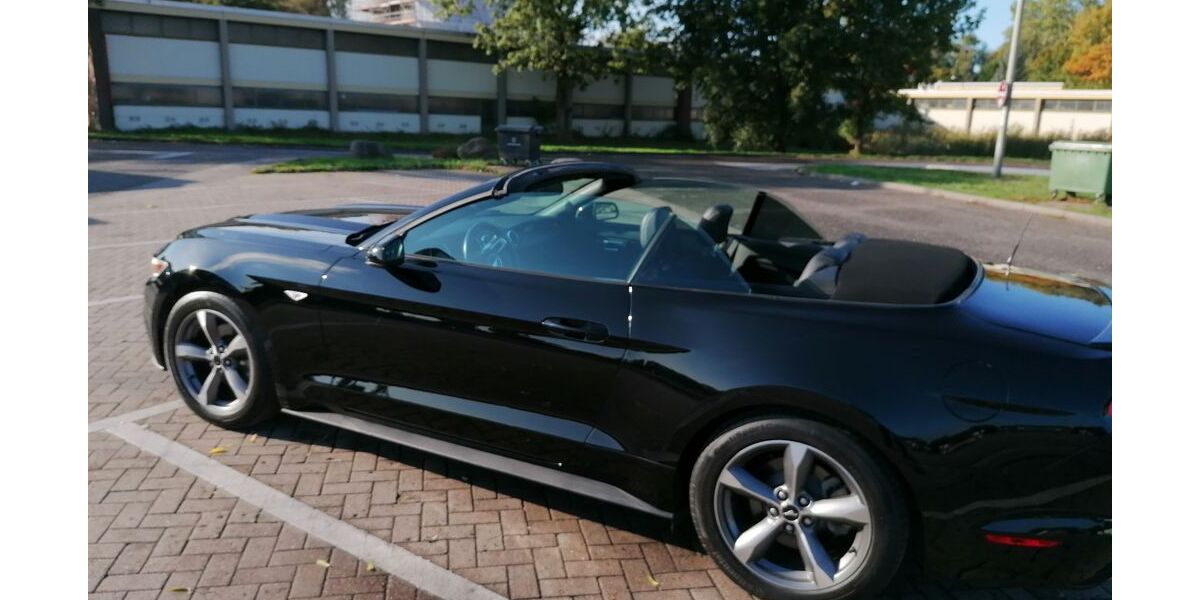 Ford Mustang 72.000 km 21.900 &euro; Koeln 50968