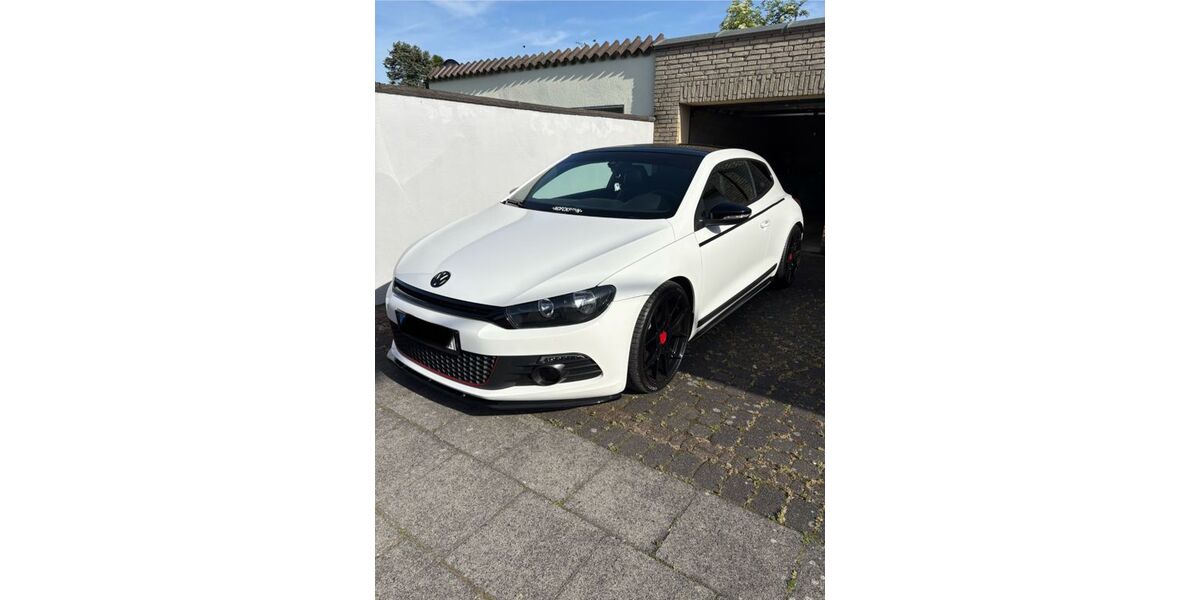 VW Scirocco 102.000 km 10.200 &euro; Köln 50769