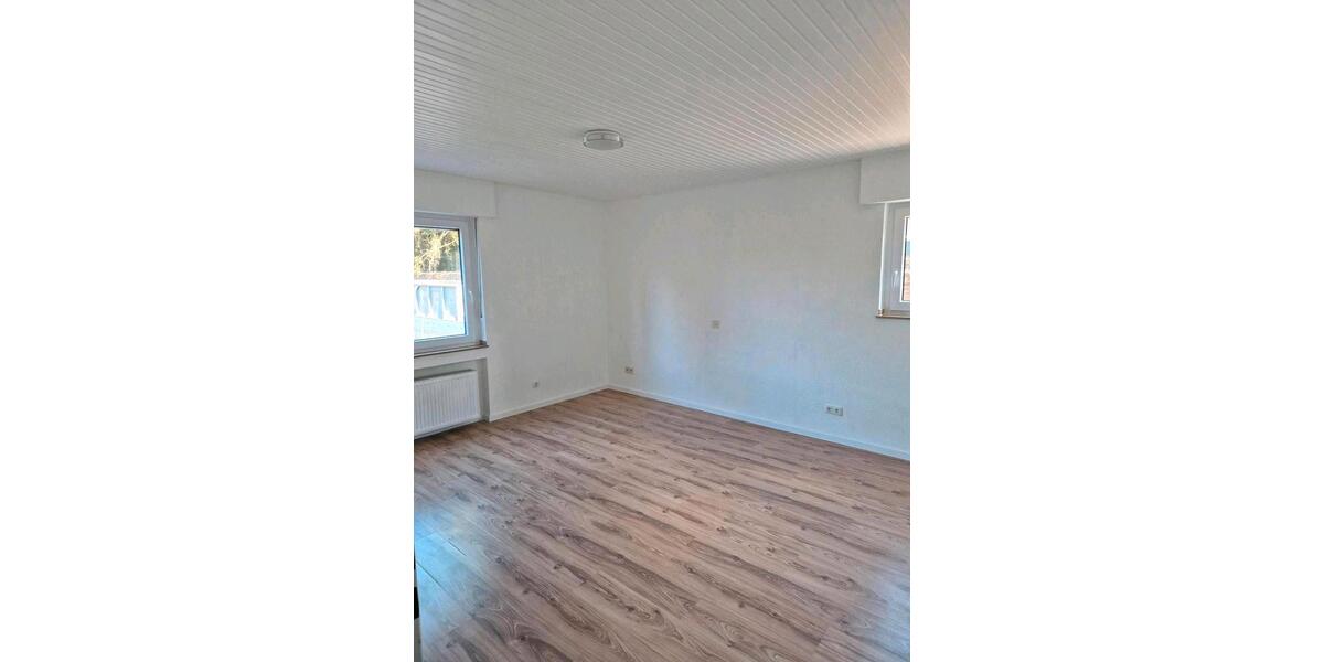 Erdgeschoßwohnung Düren - 4 Zimmer, 101 m&sup2;, 870&euro; | Angebot:26688553