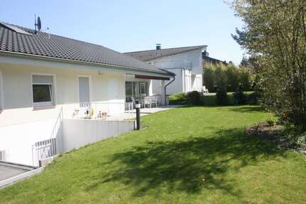 Wohnung Bonn Bad Godesberg - 6 Zimmer, 200 m&sup2;, 2.100&euro; | Angebot:25474673