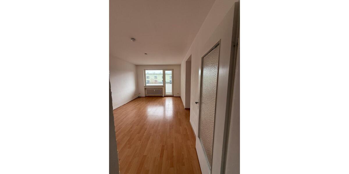 Etagenwohnung Köln Kalk - 4 Zimmer, 95 m&sup2;, 1.720&euro; | Angebot:26041018