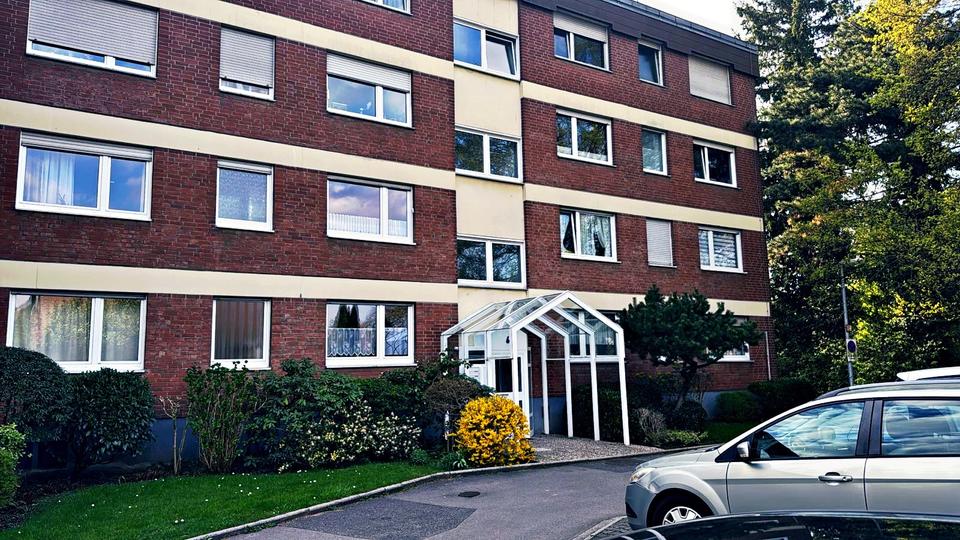 Etagenwohnung Bergheim - 4 Zimmer, 108 m&sup2;, 1.690&euro; | Angebot:25853068