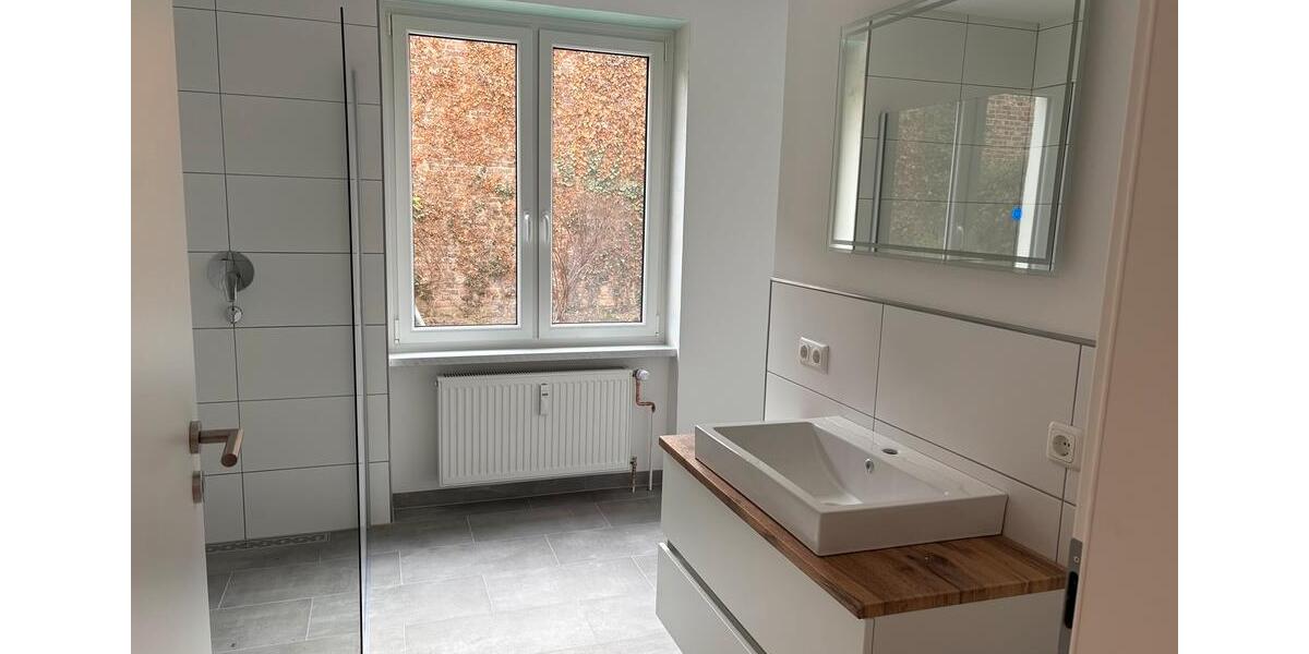 Terrassenwohnung Düren - 2 Zimmer, 87 m&sup2;, 850&euro; | Angebot:25143789