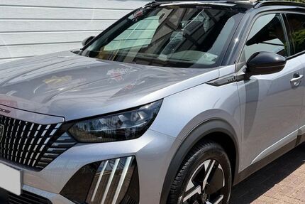 Peugeot 2008 13.863 km 23.490 &euro; Nideggen 52385