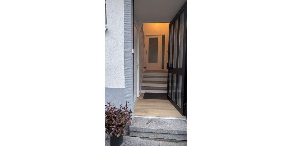 Einfamilienhaus Sankt Augustin - 11 Zimmer, 210 m&sup2;, 615.000&euro; | Angebot:25972829